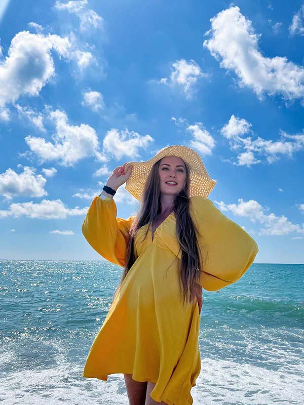 fotobeyou Yellow V neck Puff Sleeve Daily Beach Maternity Photoshoot Mini Dress