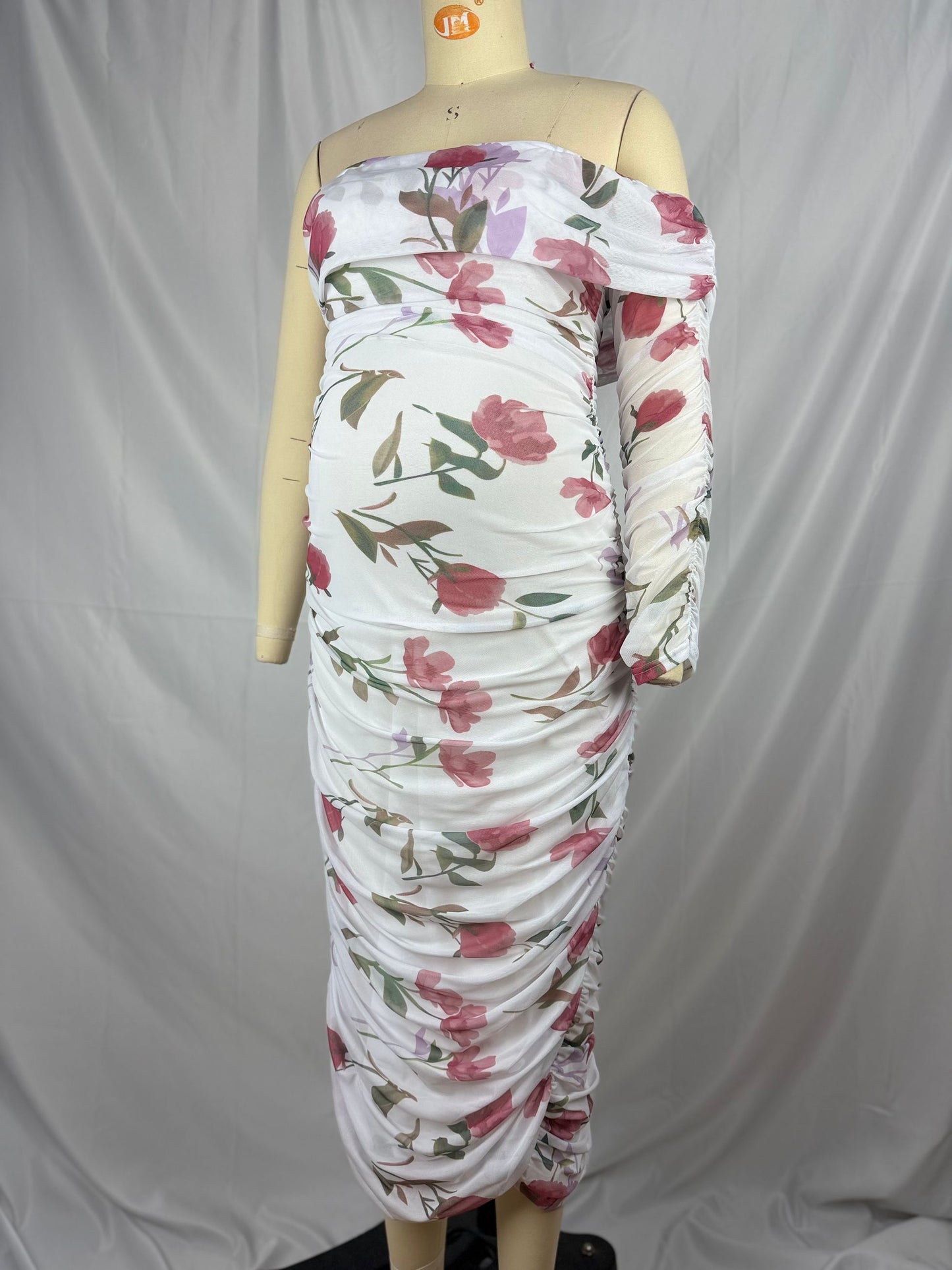 fotobeyou White Off-Shoulder Stamp Duty  Single Sleeve Side Slit Ruched Banquet Ceremony Baby Shower Maternity Photoshoot Midi Dress