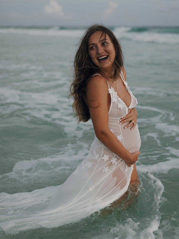 fotobeyou Cut Out Lace Patchwork V-Neck Sheer Side Slit Sleeveless Photoshoot Maternity Maxi Dress