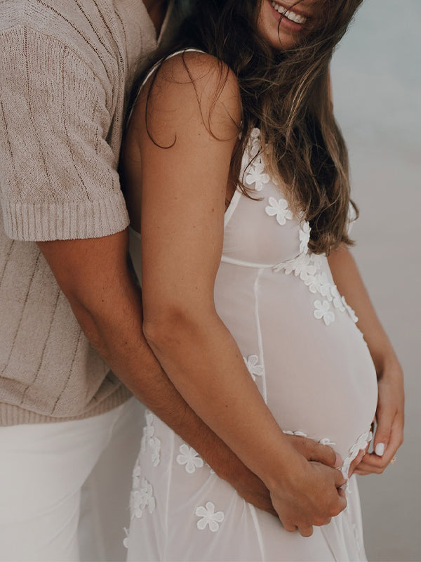 fotobeyou Cut Out Lace Patchwork V-Neck Sheer Side Slit Sleeveless Photoshoot Maternity Maxi Dress