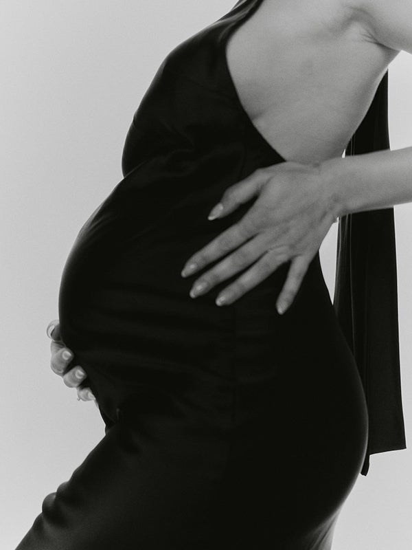 fotobeyou Black Halter Neck Solid Color Satin Texture Photoshoot Maternity Maxi Dress