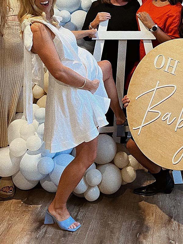 fotobeyou White Tie Bow Sleeveless Smocked Backless A-line Flowy Gender Reveal Baby Shower Maternity Mini Dress