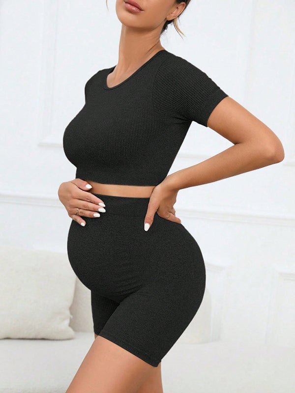 fotobeyou 2-in-1 Knit T-shirt and Shorts Stretchy Sport Yoga Comfy Slim Maternity Suit