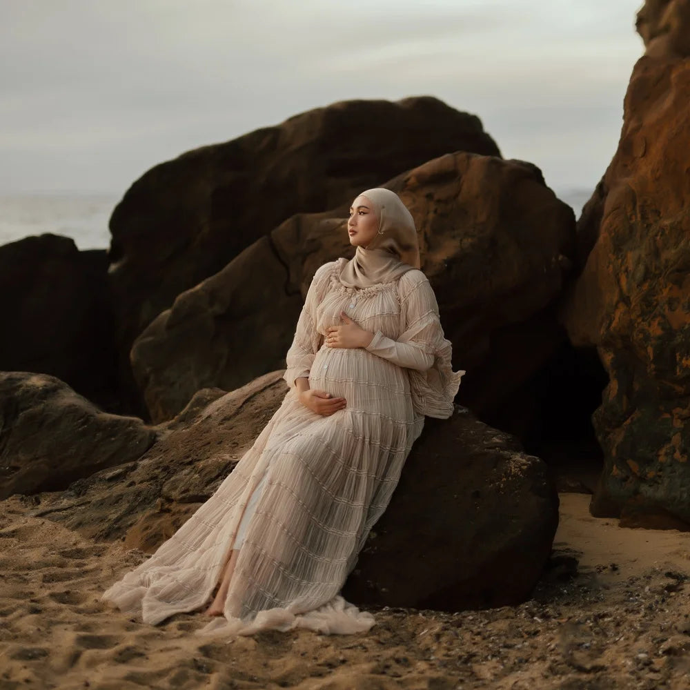 Bohemian Photo Shooting Pregnancy Dress Folded Chiffon Two-Piece Set Button up Dress Elegant Dress in Photography Studio