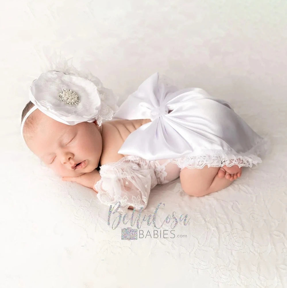 Newborn Baby Girl Lace Ruffled Romper Oversized Satin Bow Rhinestone Headband Photo