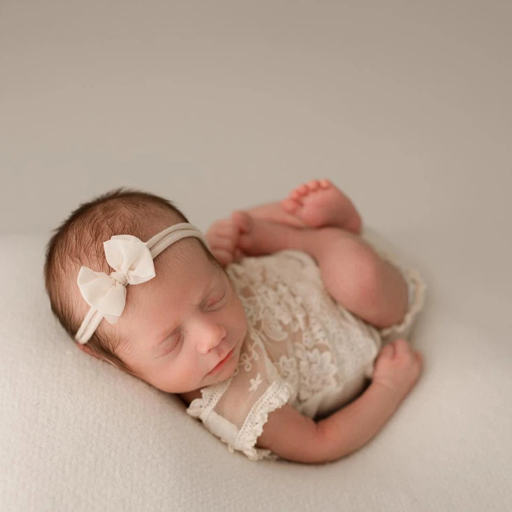 Lace Romper Bodysuit Baby Girl Portrait Picture Clothing