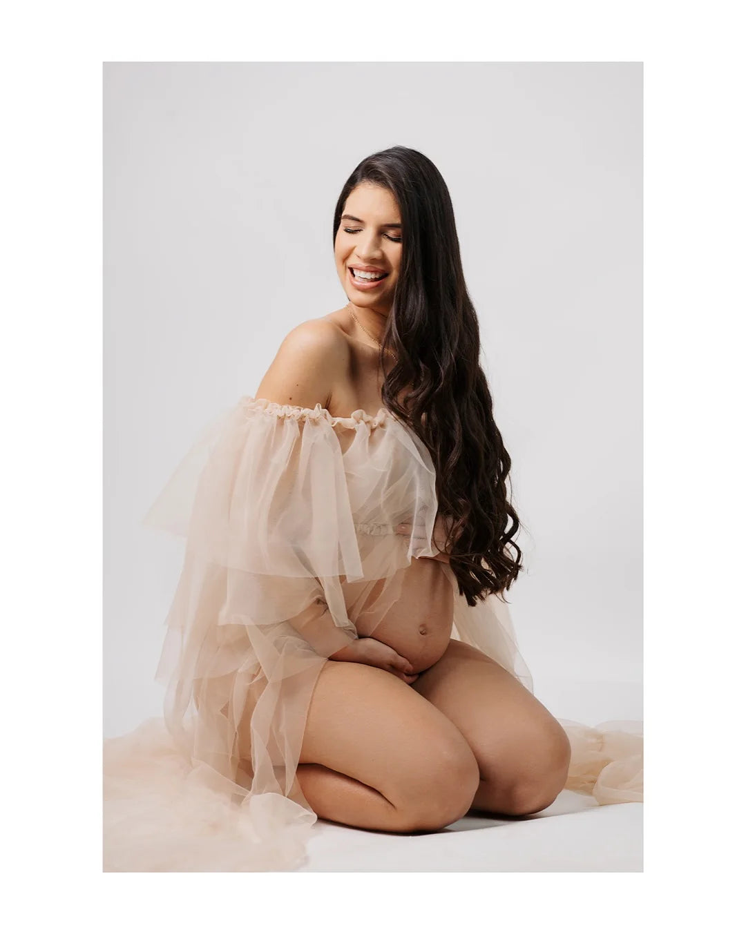 Maternity Ruffle Edge Mesh Floor Breathable Gown