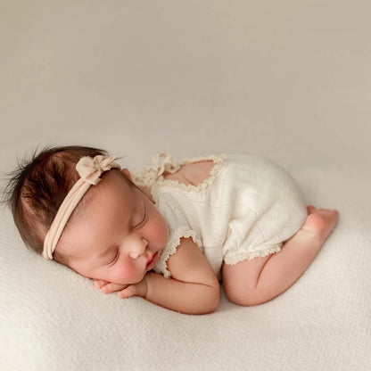 Lace Romper Bodysuit Baby Girl Portrait Picture Clothing