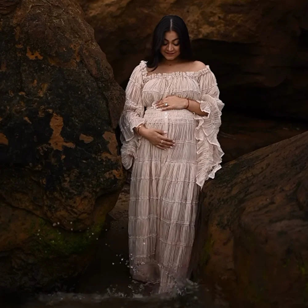 Bohemian Photo Shooting Pregnancy Dress Folded Chiffon Two-Piece Set Button up Dress Elegant Dress in Photography Studio