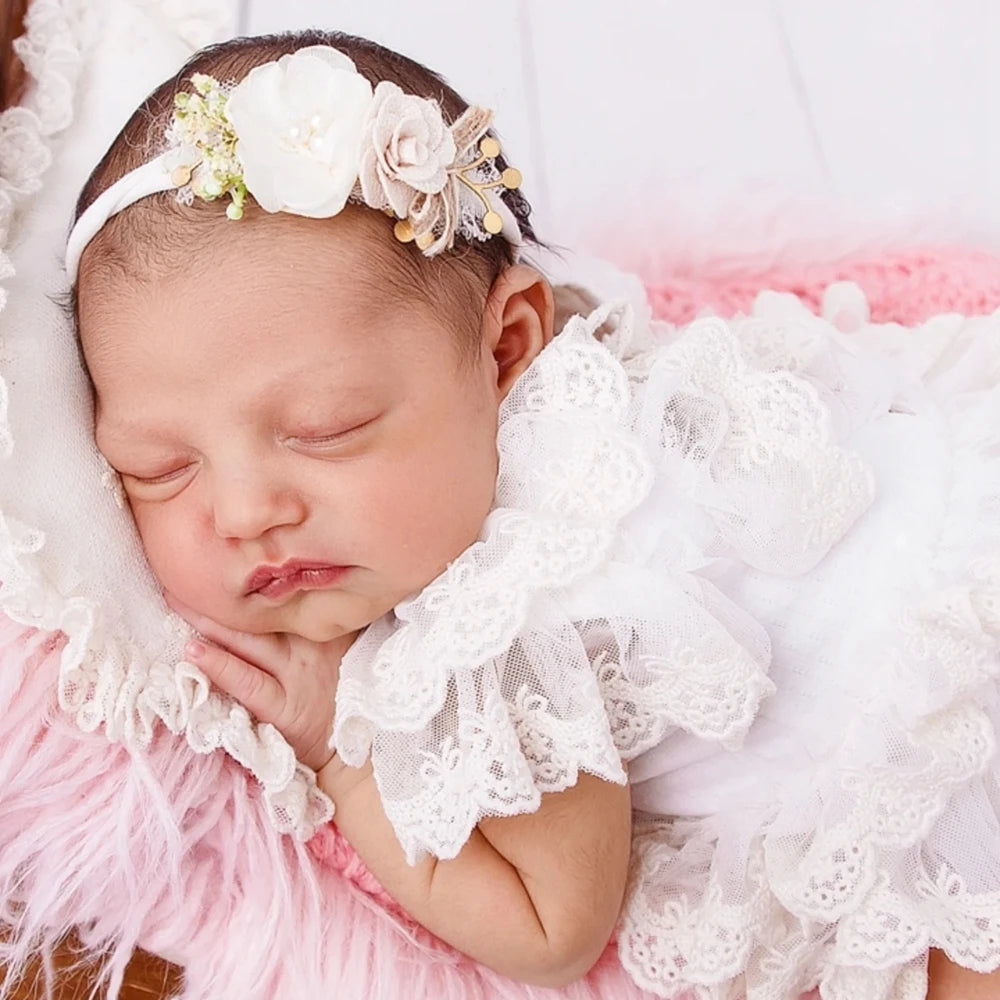 Girl Lace Romper Clothing Baby White Princess Studio Costume Bodysuit