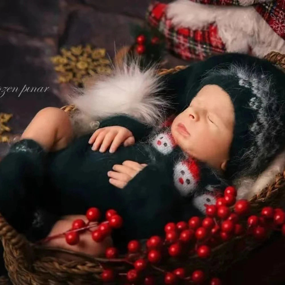 Green Christmas Knit Newborn Santa Sweater Hat Set Baby Holiday Studio Boutique Costume